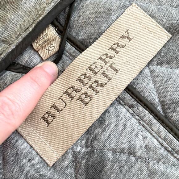 BURBERRY BRIT OLIVE GREEN QUILTED Lansdowne TOGGLE COAT XS W/ REMOVABLE FUR TRIM - Picture 9 of 12